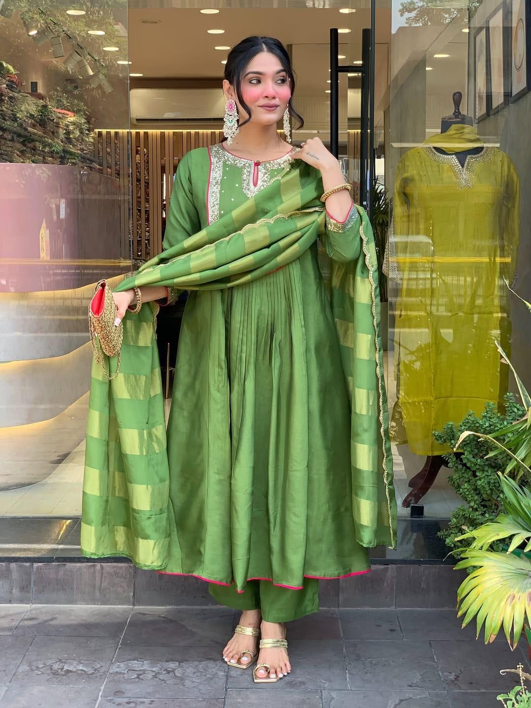 Salwar Kameez / Suits Collection